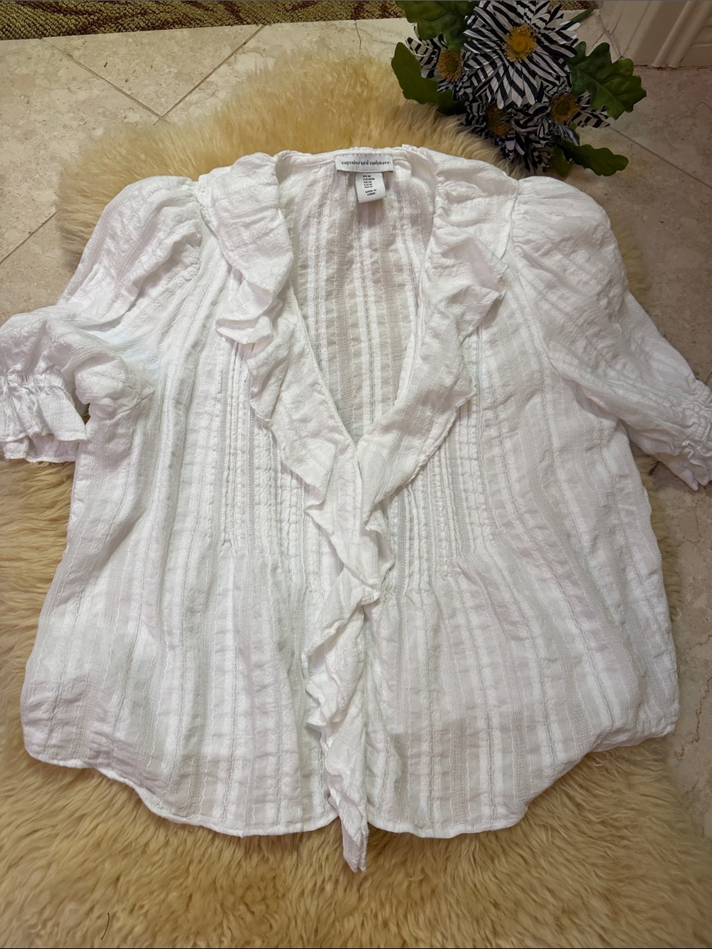 cupcakes & cashmere White Ruffle V-Neck Blouse
